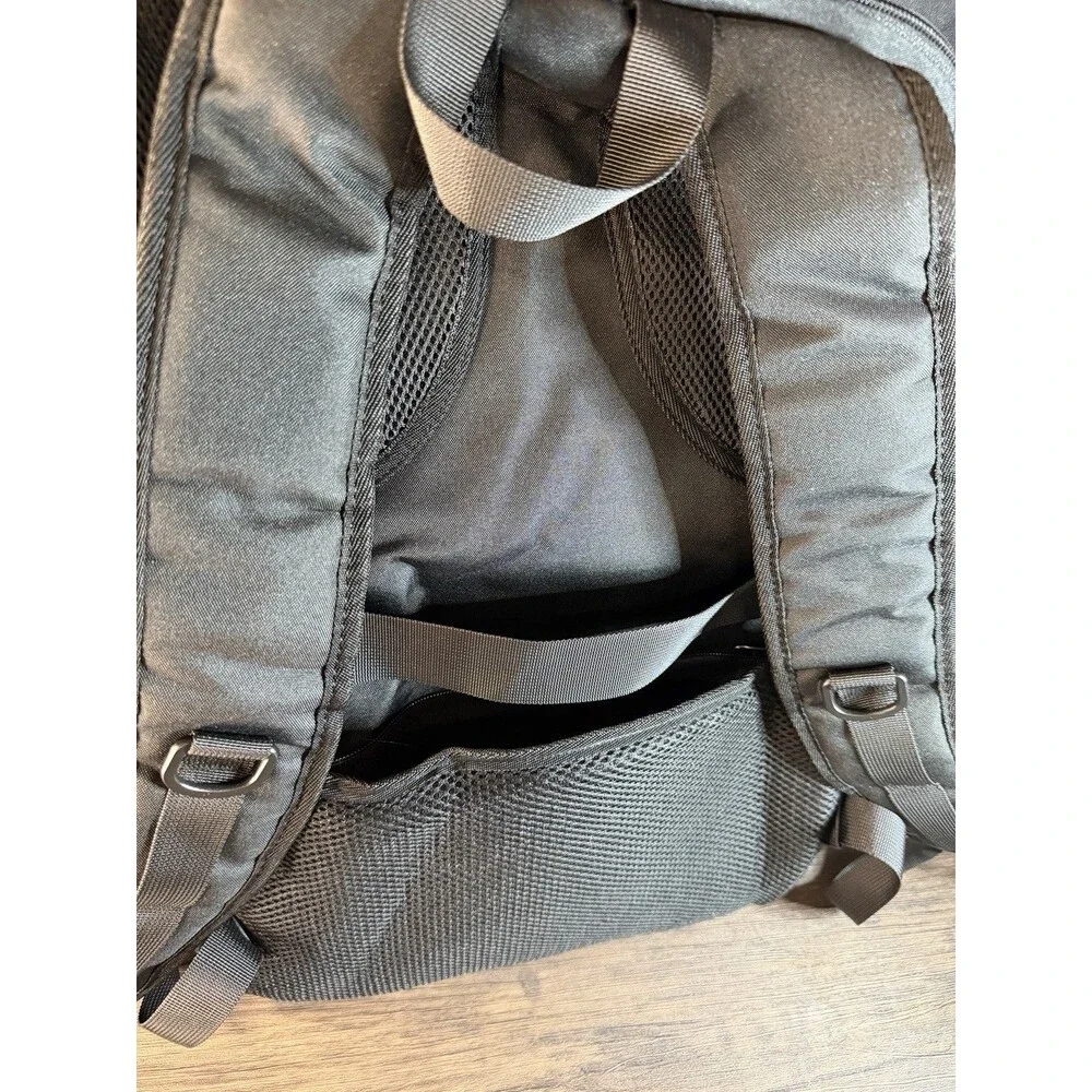 NWT Black SDYSM Travel Backpack w/ Laptop Pocket, Luggage Strap, Padded Straps